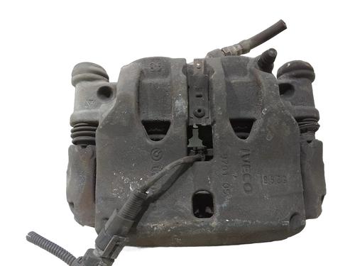 Used Right front brake caliper Right front brake caliper IVECO DAILY VI Van 33S11, 35S11, 35C11 (106 hp) 34618136 34618136
