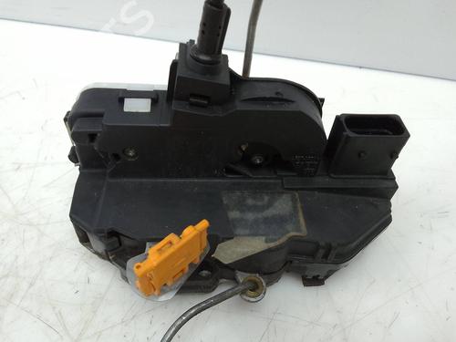 Used Front left lock Front left lock 21526873 21526873