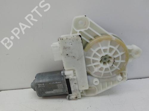Used Left front window motor Left front window motor MERCEDES-BENZ C-CLASS (W205) C 220 BlueTEC / d (205.002, 205.004) (170 hp) 18890600 18890600