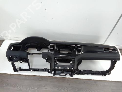 Used Dashboard Dashboard 21392760 21392760