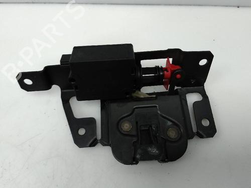 Used Hood lock BMW X3 (E83) 2.0 sd (177 hp) 23455944