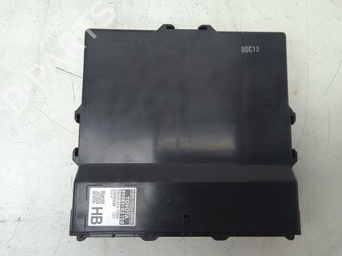 Used Electronic module Electronic module TOYOTA COROLLA Saloon (_E21_) 1.8 VVTi Hybrid (ZWE211) (122 hp) 18585722 18585722