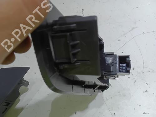 Right rear window switch VW TIGUAN (CT1) 2.0 TDI | BP39529556I28 - Image 4