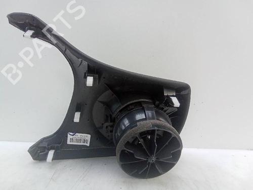 Luftventilen TOYOTA YARIS (_P13_) 1.5 (NSP131_) (112 hp) 18573294