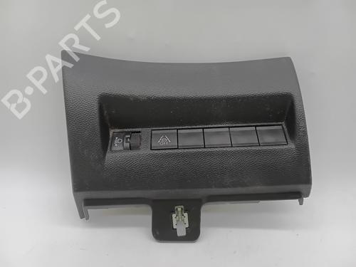 Headlight switch PEUGEOT 208 I (CA_, CC_) 1.5 BlueHDI 100 | BP29176767I24 