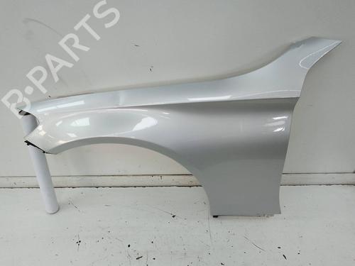 Guarda-lamas esquerdo Guarda-lamas esquerdo MERCEDES-BENZ C-CLASS (W205) C 220 BlueTEC / d (205.002, 205.004) (170 hp) 18890644 18890644
