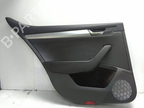 Garniture arrière gauche SKODA SUPERB III (3V3) 2.0 TDI | BP30050689C60