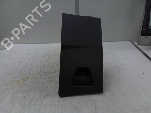 Used Glove box FORD FOCUS III 1.6 TDCi (115 hp) 26052622