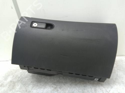 Used Glove box Glove box MERCEDES-BENZ C-CLASS (W205) C 450 AMG 4-matic (205.064) (367 hp) 19252650 19252650