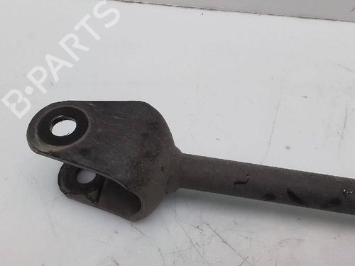 Used Right rear suspension arm TESLA MODEL Y (5YJY) Long Range All-wheel Drive (514 hp) 25302730