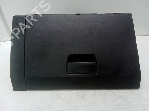 Handskerum DACIA SANDERO II TCe 90 (B8M1, B8MA, B8AC) (90 hp) 26159506