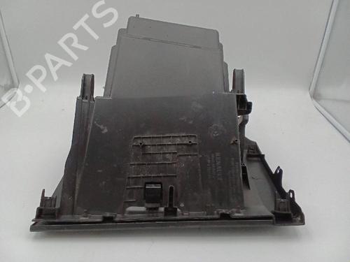 Used Glove box DACIA SANDERO III 1.0 TCe 90 (91 hp) 24954123