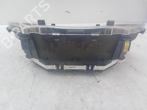 Used Instrument cluster TOYOTA YARIS (_P13_) 1.5 (NSP131_) (112 hp) 18596126