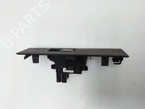 Left rear window switch NISSAN NAVARA NP300 (D40) 2.5 dCi 4WD | BP21084790I29 