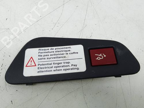 Used Switch Switch PEUGEOT 508 SW I (8E_) 2.0 BlueHDi 150 (150 hp) 26055319 26055319