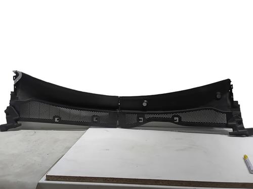 Griglia sotto parabrezza Griglia sotto parabrezza OPEL CORSA F (P2JO) 1.5 (68) (102 hp) 36033324 36033324