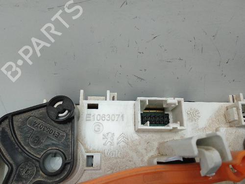 Climate control PEUGEOT 208 I (CA_, CC_) 1.2 VTI 82 | BP23103397I5 