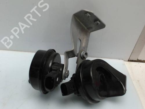 Horn PORSCHE TAYCAN (Y1A) Electric (Y1AAA1, Y1AAI1) 001157