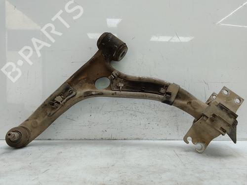 Querlenker links vorne für MERCEDES-BENZ A-CLASS (W176) A 160 CDI / d (176.011) (90 hp) 29386173
