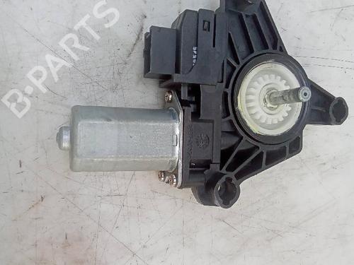 Used Left rear window motor MERCEDES-BENZ C-CLASS T-Model (S205) C 220 BlueTEC / d (205.204) (170 hp) 18574461