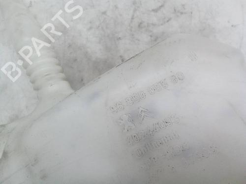 Used Windscreen washer tank PEUGEOT 3008 I MPV (0U_) 1.6 BlueHDi 120 (120 hp) 19071638