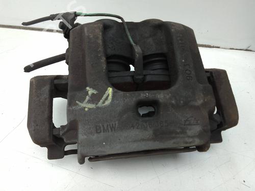 Used Right front brake caliper Right front brake caliper 20165425 20165425