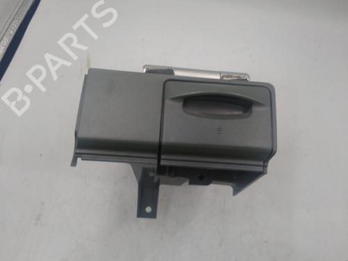 Used Cup/Object holder IVECO MASSIF Pickup 3.0 HPI (146 hp) 29994987