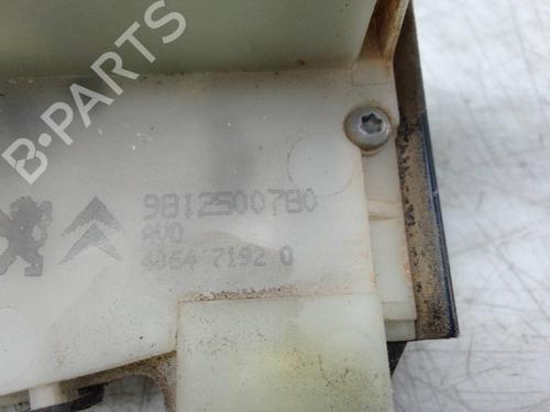 Front right lock PEUGEOT 208 I (CA_, CC_) 1.2 VTI 82 | BP19582708C97 