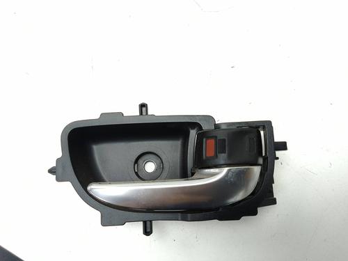 Used Front right interior door handle Front right interior door handle TOYOTA AURIS Estate (_E18_) 2.0 D-4D (ADE186_) (124 hp) 18586104 18586104