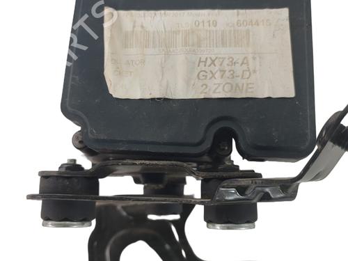 ABS pump JAGUAR F-PACE (X761) 2.0 TD4 AWD | BP18576567M43