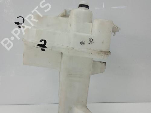 Used Windscreen washer tank Windscreen washer tank TOYOTA RAV 4 IV (_A4_) 2.5 Hybrid (AVA42_) (197 hp) 20671506 20671506