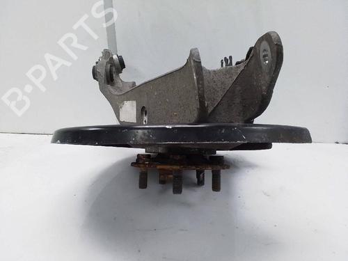 Used Left rear steering knuckle LAND ROVER RANGE ROVER IV (L405) 3.0 TDV6 4x4 (258 hp) 18588534