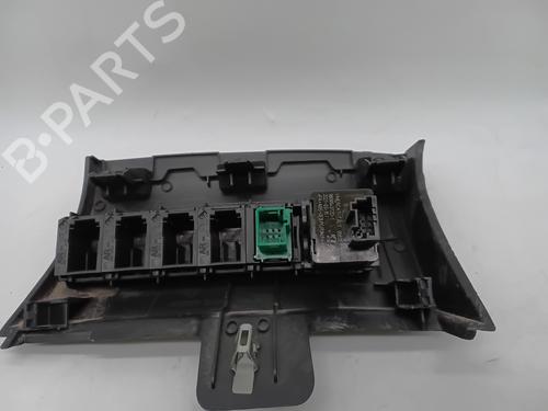 Headlight switch PEUGEOT 208 I (CA_, CC_) 1.5 BlueHDI 100 | BP29176767I24 