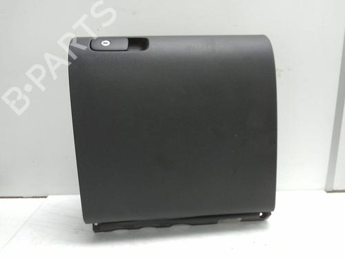 Used Glove box Glove box VW TIGUAN (5N_) 2.0 TDI 4motion (136 hp) 18578385 18578385