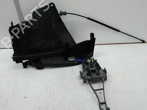 Used Front left lock VOLVO C30 (533) D2 (115 hp) 19776680