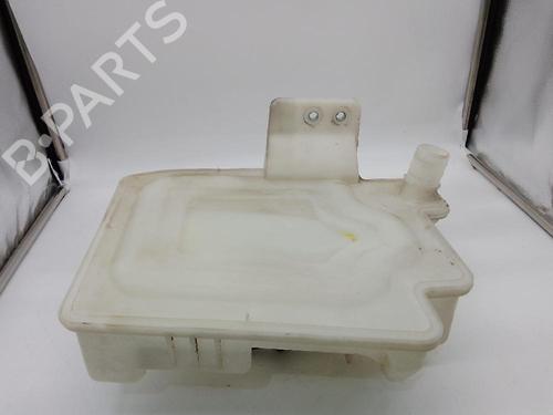 Used Windscreen washer tank SKODA OCTAVIA II (1Z3) 1.9 TDI (105 hp) 25865359
