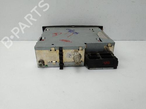 Radio RENAULT MEGANE II (BM0/1_, CM0/1_) 1.4 16V (BM0B, CM0B) | BP24464700E6 