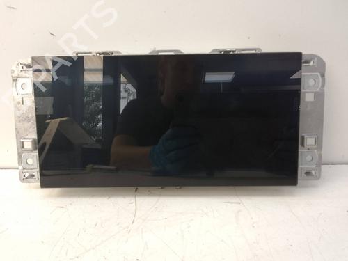 Used Display monitor AUDI Q3 (F3B) 35 TDI (150 hp) 26054947