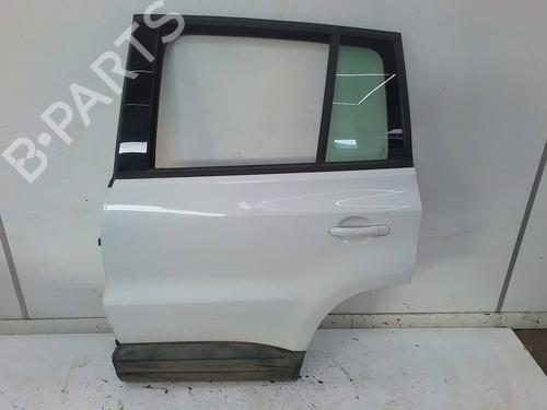 Left rear door VW TIGUAN (5N_) 2.0 TDI | BP30050671C4