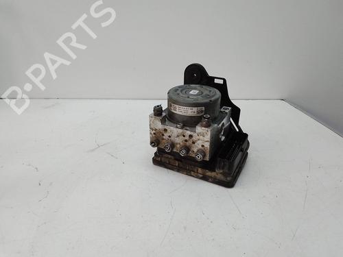 Used ABS pump ABS pump VW GOLF VII (5G1, BQ1, BE1, BE2) 1.4 TSI (125 hp) 26054517 26054517