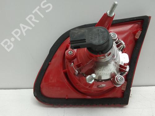 Venstre baglygte bagklap VW PASSAT B6 (3C2) 1.6 TDI | BP26055020C79