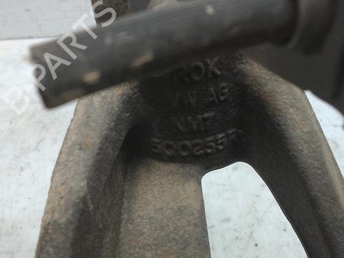 Left front steering knuckle SEAT LEON Sportstourer (KL8, KLD) 2.0 TDI | BP28840566M25 