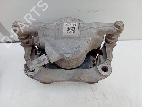 Used Left front brake caliper MERCEDES-BENZ GLA-CLASS (X156) GLA 200 CDI / d (156.908) (136 hp) 26158605