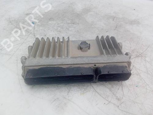 Used Engine control unit (ECU) VAUXHALL VIVARO LIFE Bus (K0) 2.0 (177 hp) 19082472
