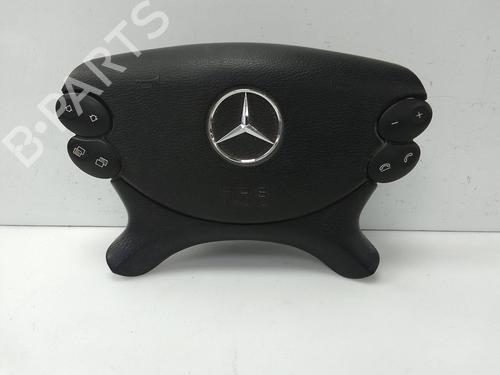 Airbag chauffør MERCEDES-BENZ CLS (C219) CLS 500 (219.375) (306 hp) 28145129
