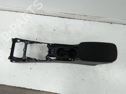 Used Middle console Middle console TOYOTA COROLLA Saloon (_E21_) 1.8 VVTi Hybrid (ZWE211) (122 hp) 28149284 28149284