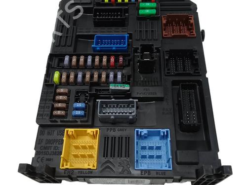 Used Fuse box Fuse box 22598670 22598670