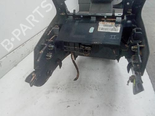 Used Middle console VW GOLF VII (5G1, BQ1, BE1, BE2) [2012-2021]  26232540