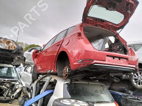 Querlenker links hinten für TOYOTA AURIS (_E18_) 1.4 D-4D (NDE180_, NDE180R) (90 hp) 24465185