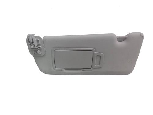 left-sun-visor-renault-megane-iv-hatchback-b9amn_-12-tce-100-b9ms-2015-18957209 main image